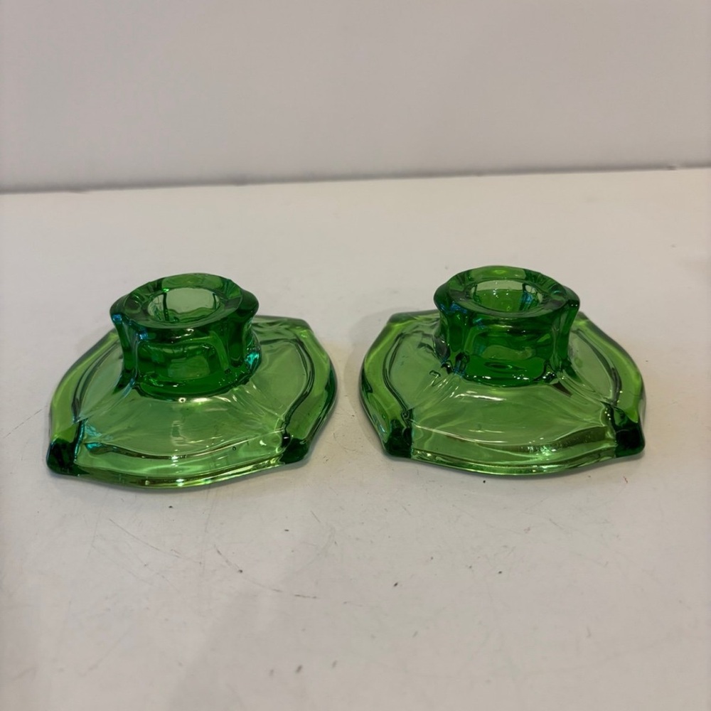 VINTAGE HEISEY LITTLE SQUATTER GREEN GLASS CANDLESTICKS